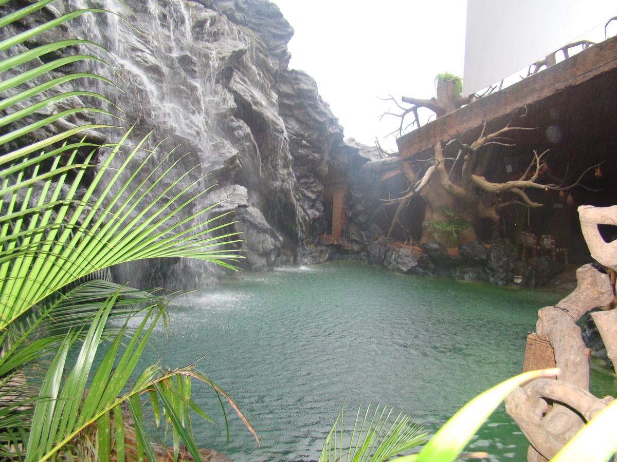 Offbeat weekend vacation trips? Guide from Delhi to Lake Kareri
